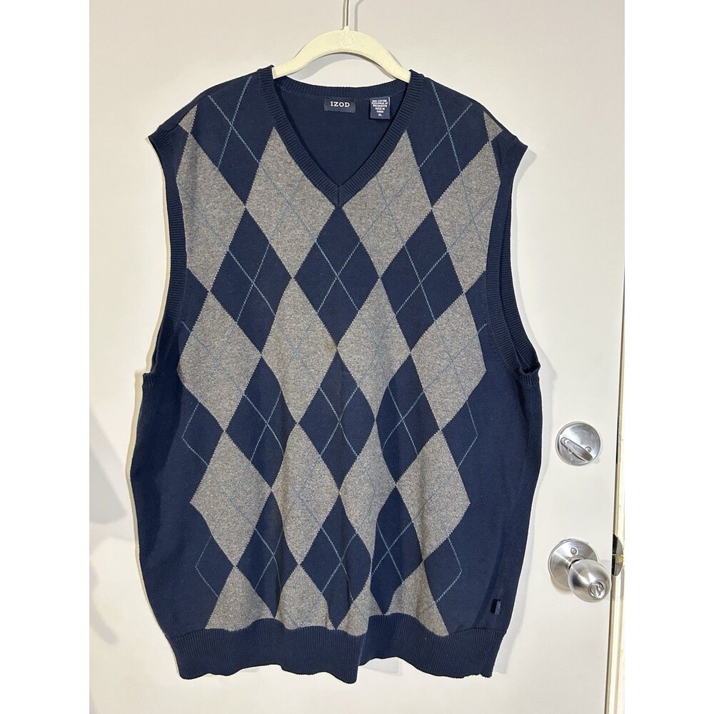 Men’s V Neck Argyle Sweater Vest XL IZOD Grandpa Preppy Academia Dad Core